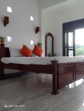 Hikka Breeze villa apartment